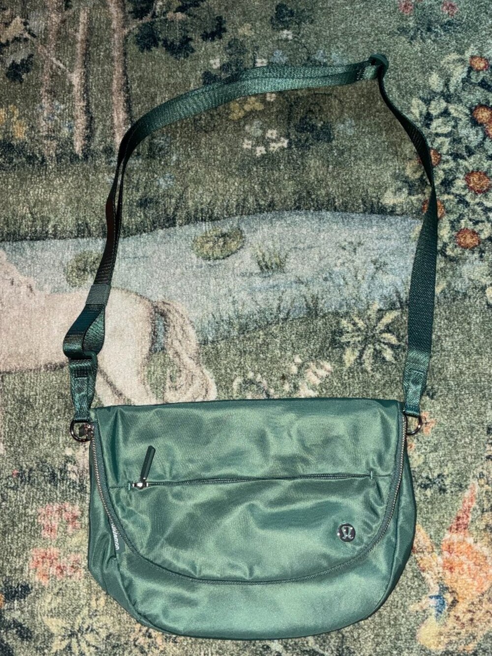 Lululemon Festival Bag II 5L Dark Olive Green